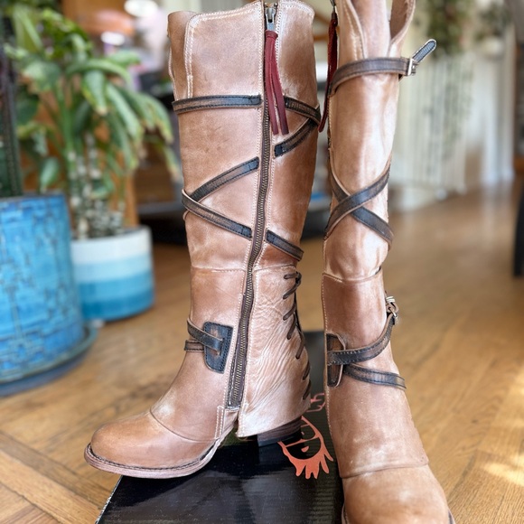 NEW Freebird Cassius boots 8 Beige/Multi - Picture 4 of 14